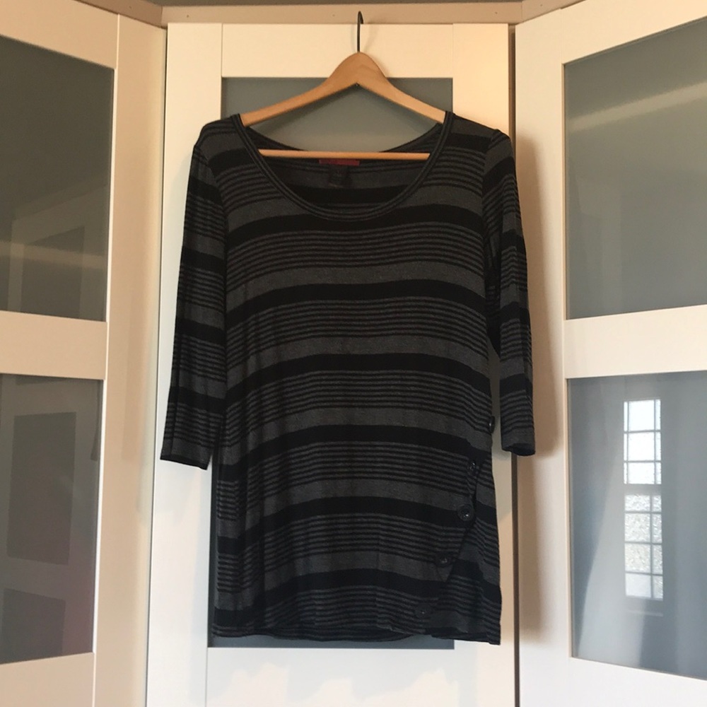BKEred striped 3/4 sleeve top